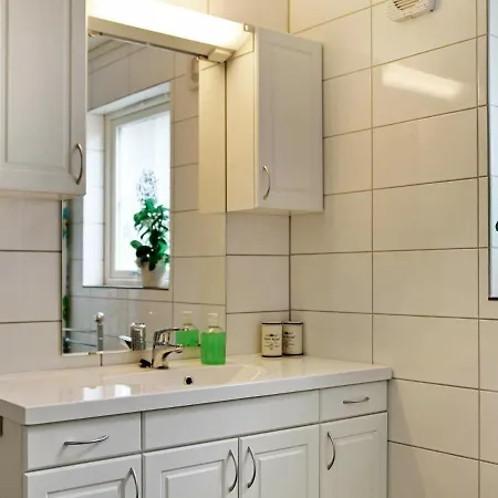 6 Person In Leirvik I Sogn-by Traum Feriehus *