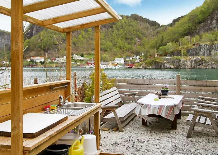 6 Person In Leirvik I Sogn-by Traum Bo (Sogn og Fjordane)